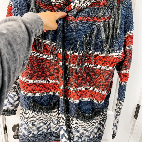 Jessica Simpson Red and Blue Chunky Thistle Cardigan with Accent Fringe Size S - Picture 11 of 12
